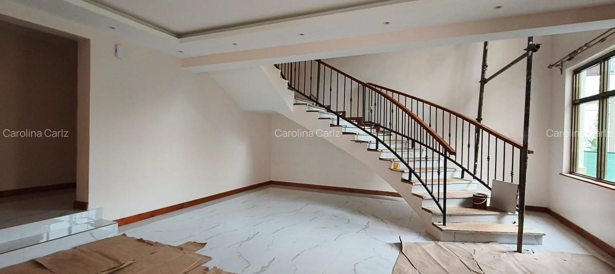 4 Bed House with En Suite at Nyari - 16
