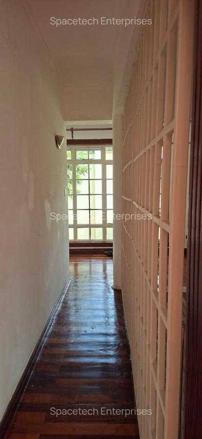 4 Bed Townhouse with En Suite in Kyuna - 15