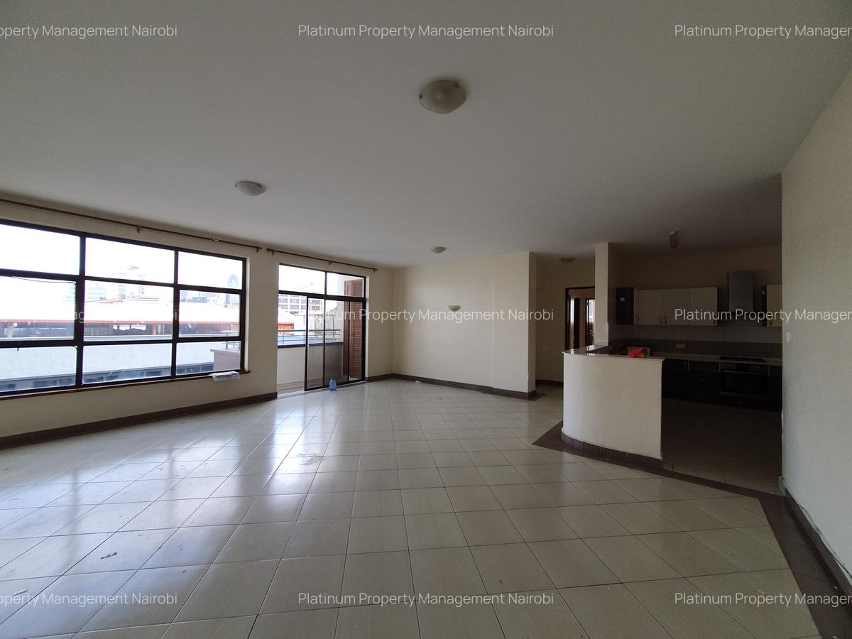 2 Bed Apartment with En Suite at Mpaka Rd - 1