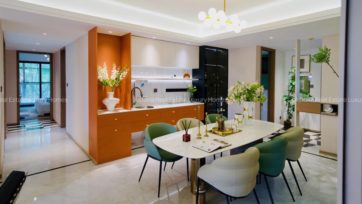 4 Bed Apartment with En Suite at 2026-410 - 1