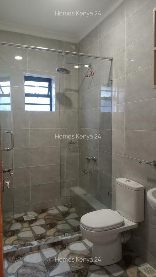 4 Bed Townhouse in Muchatha - 16