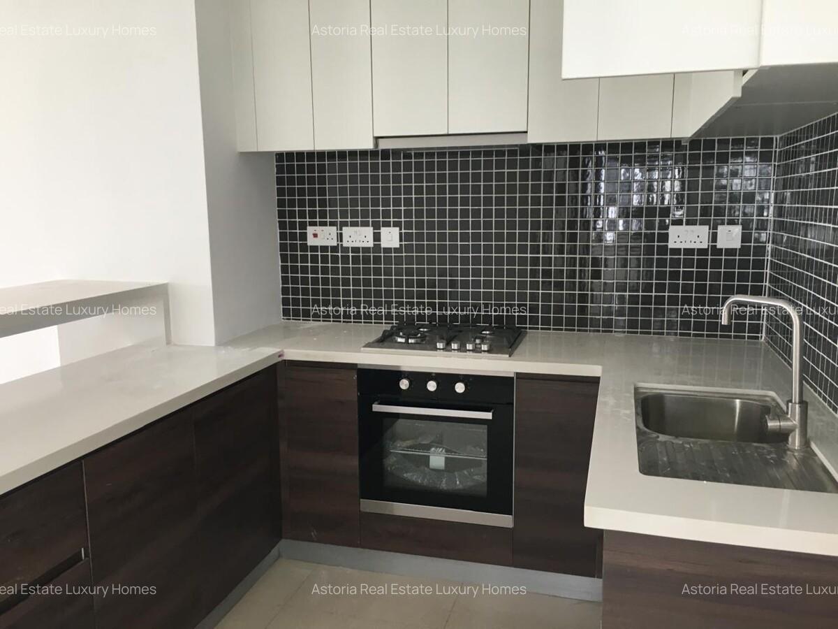 2 Bed Apartment with En Suite at 2026-440 - 10