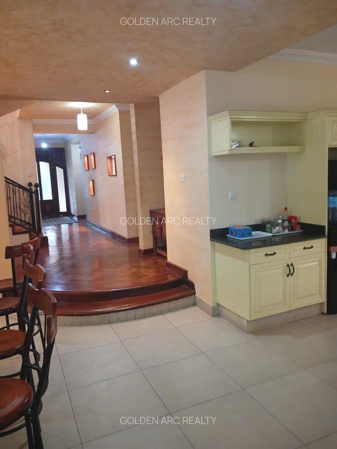 5 Bed Townhouse with En Suite in Karen - 6