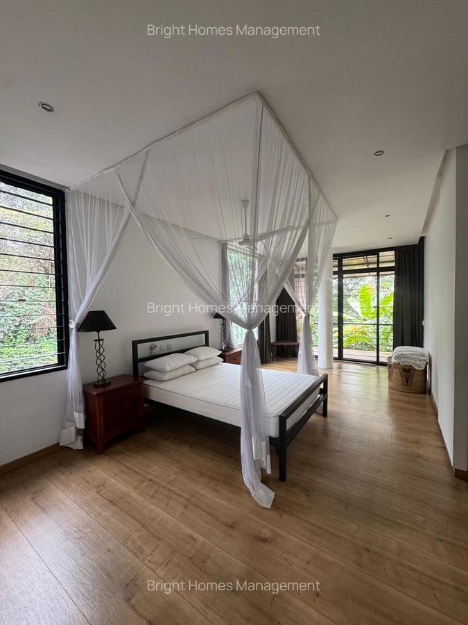 3 Bed Townhouse with En Suite in Muthaiga - 17
