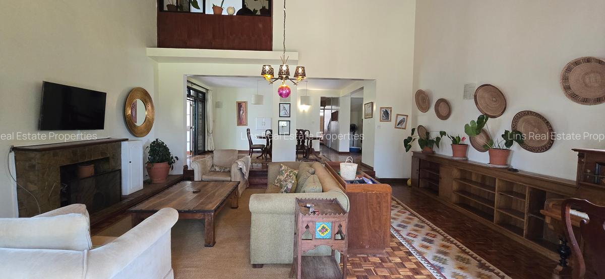5 Bed House with En Suite in Runda - 9