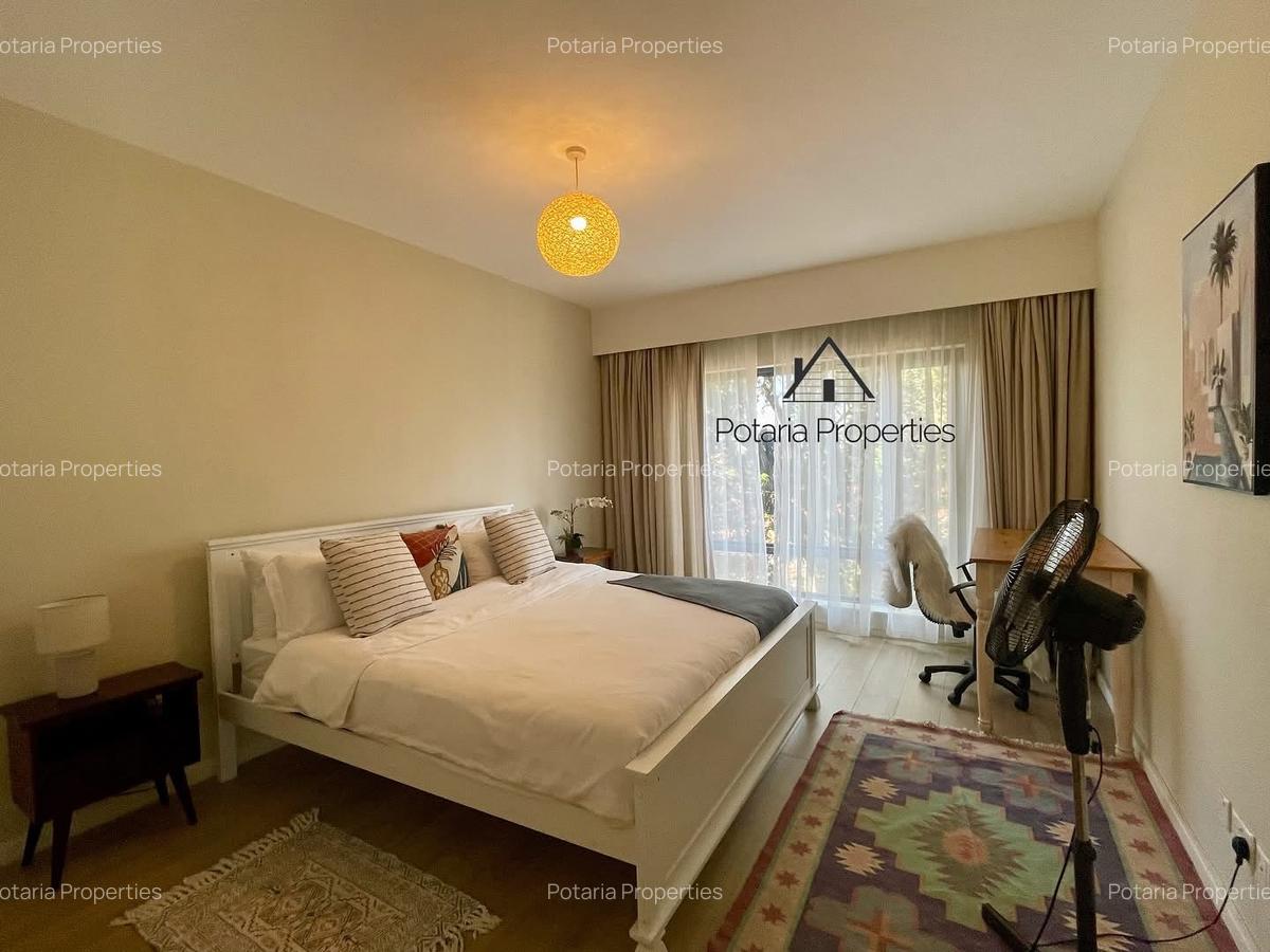 Serviced 2 Bed Apartment with En Suite in Riverside - 4