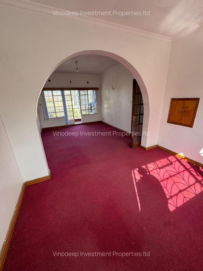 900 ft² Commercial Property with Service Charge Included at Old Waiyaki Way - 2