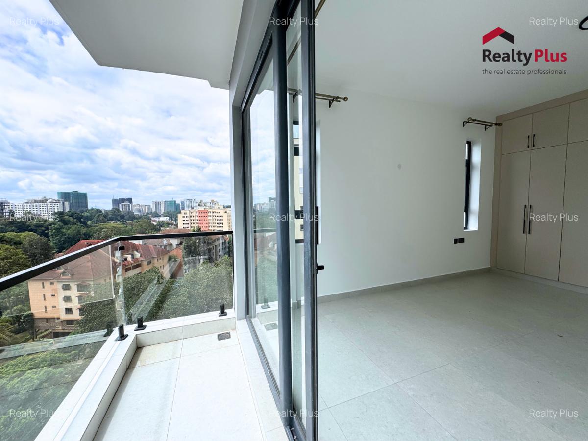 3 Bed Apartment with En Suite at Brookeside Drive - 5