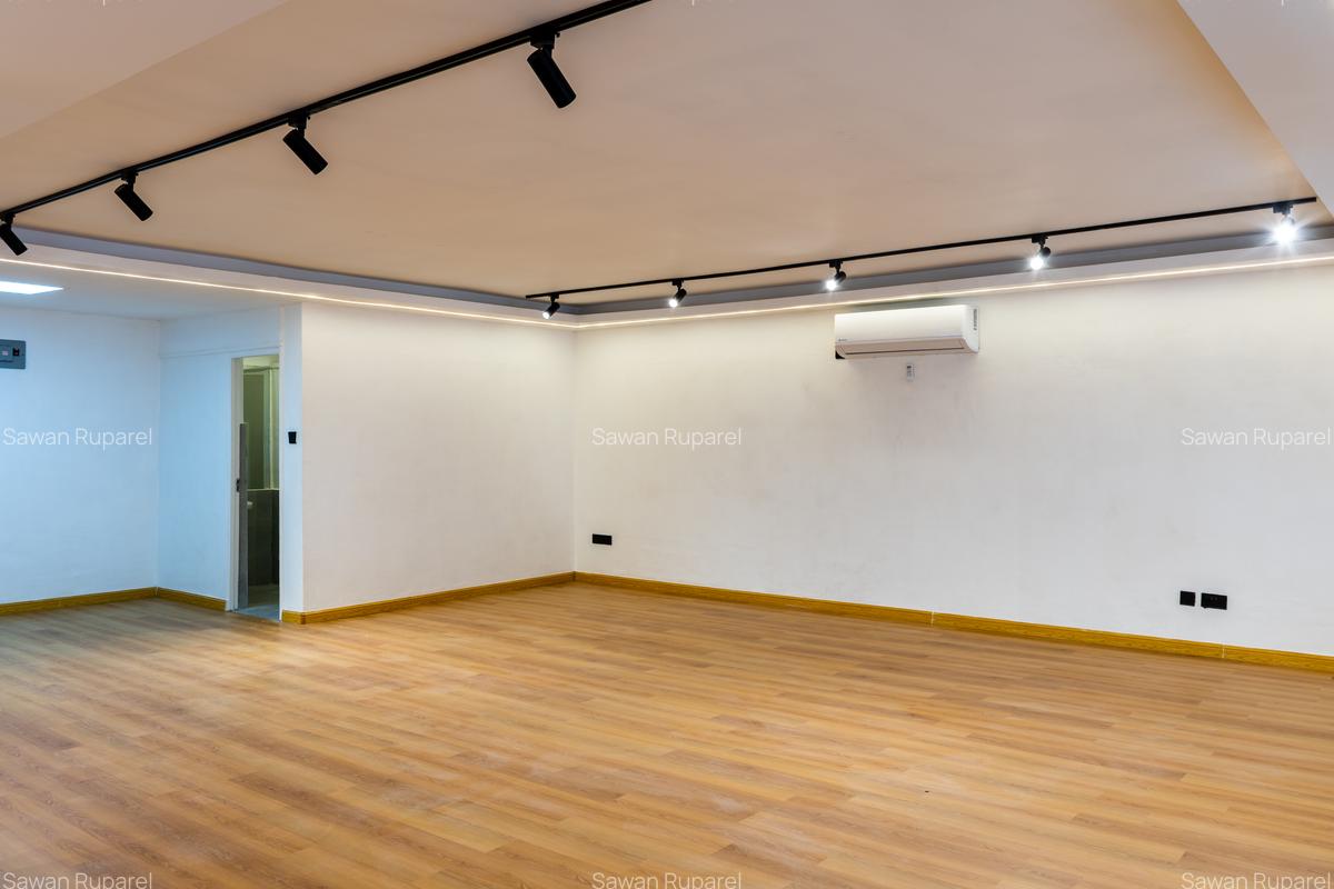 1,200 ft² Office with Backup Generator at Unga Lane - 3