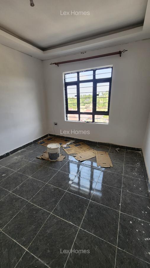 4 Bed House with En Suite at Kahuho - 18