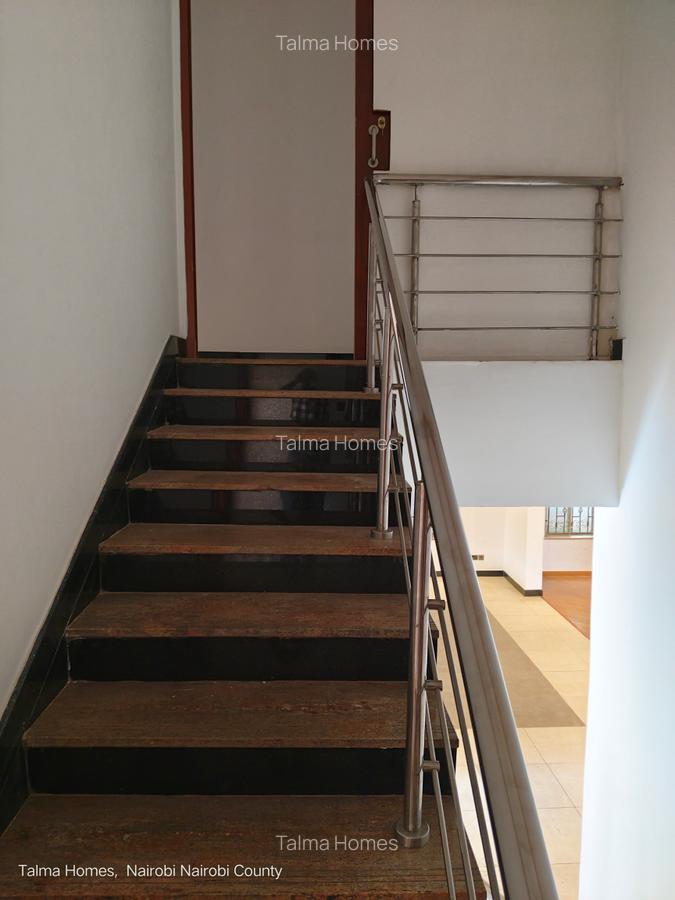 4 Bed Townhouse with En Suite at Westlands - 2