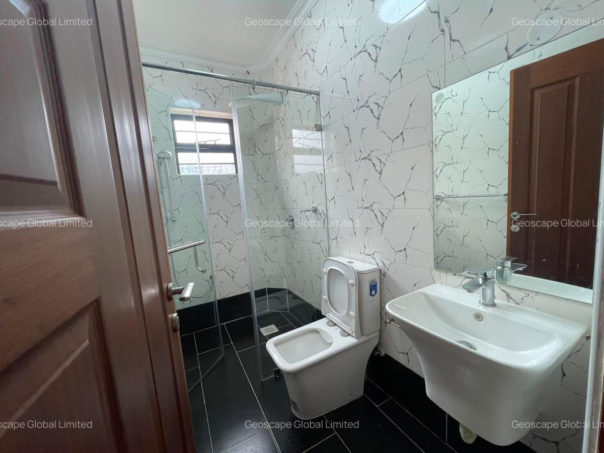 4 Bed House with En Suite in Kiambu Road - 8