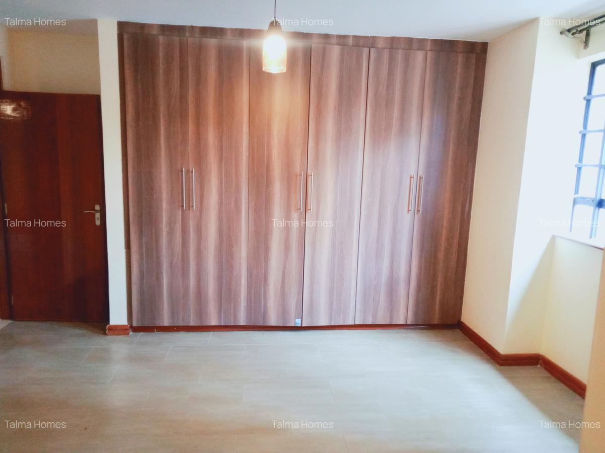 2 Bed Apartment with En Suite at Westlands - 12