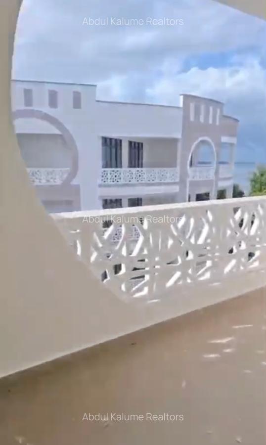 Serviced 2 Bed Apartment with En Suite at Nyali - 7