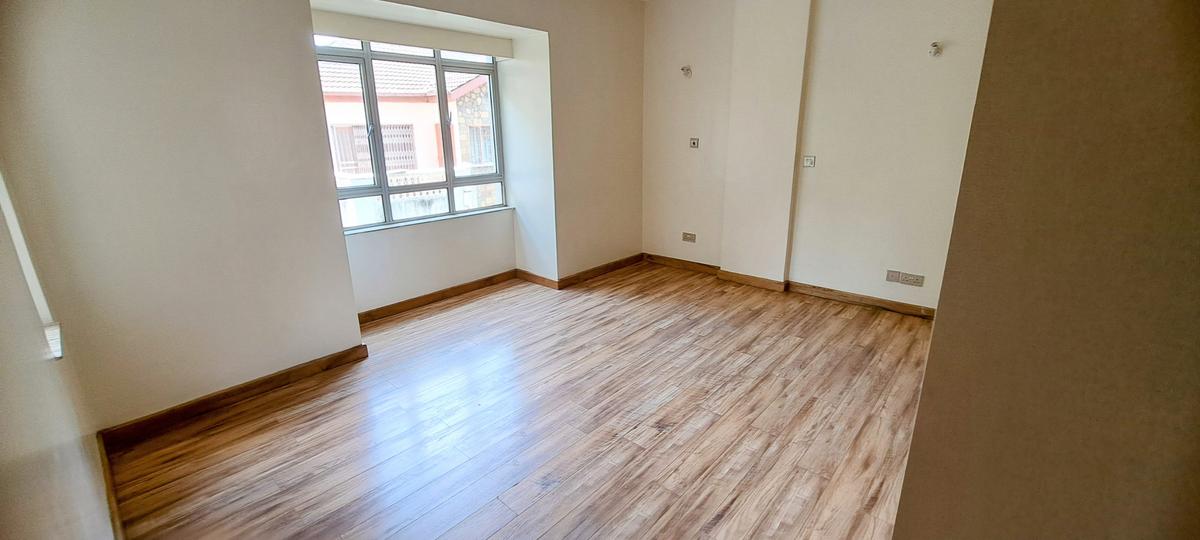 3 Bed Apartment with En Suite in Kileleshwa - 8