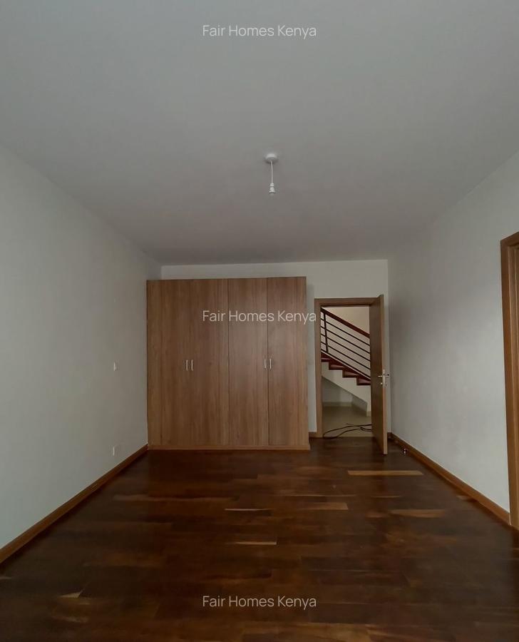 5 Bed Townhouse with En Suite at Njumbi Lane - 11