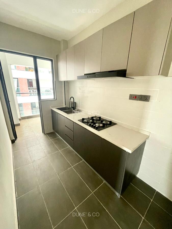 2 Bed Apartment with En Suite in Lavington - 4