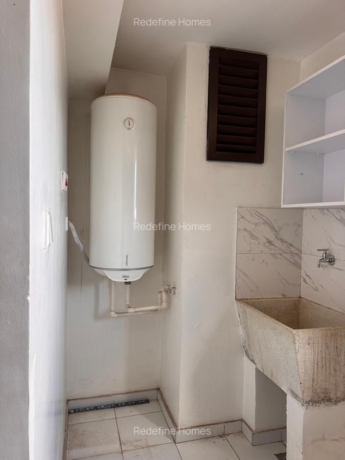 2 Bed Apartment with En Suite in Thika Road - 3