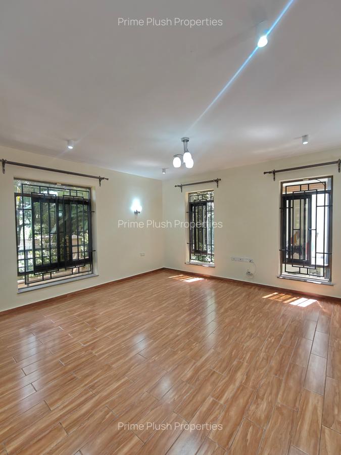 3 Bed House with En Suite in Karen - 2
