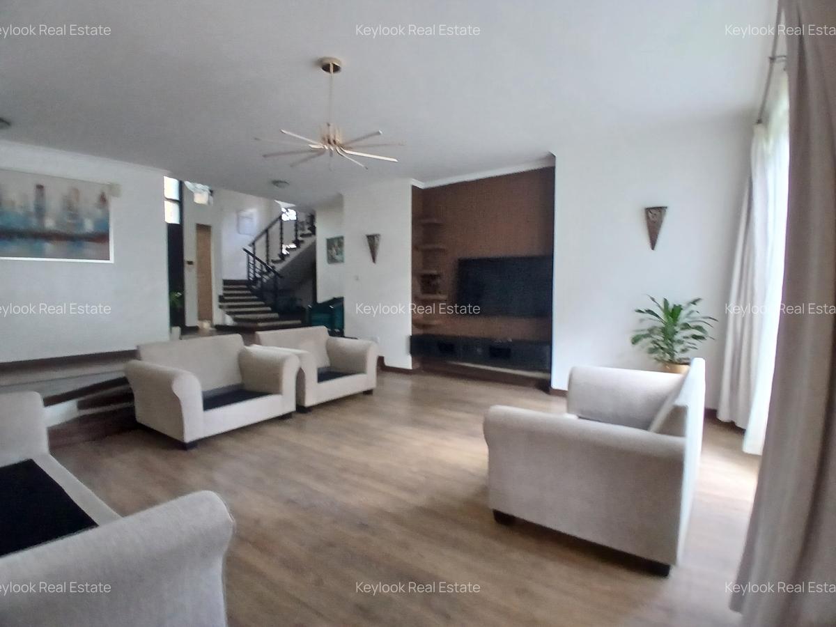 4 Bed Townhouse with En Suite at Lavington Green - 19