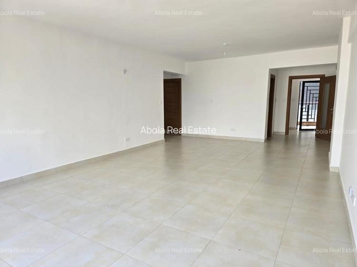 3 Bed Apartment with En Suite in Westlands Area - 1