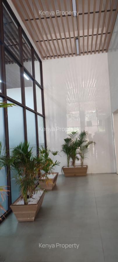 3 Bed Apartment with En Suite at Riverside Drive - 4