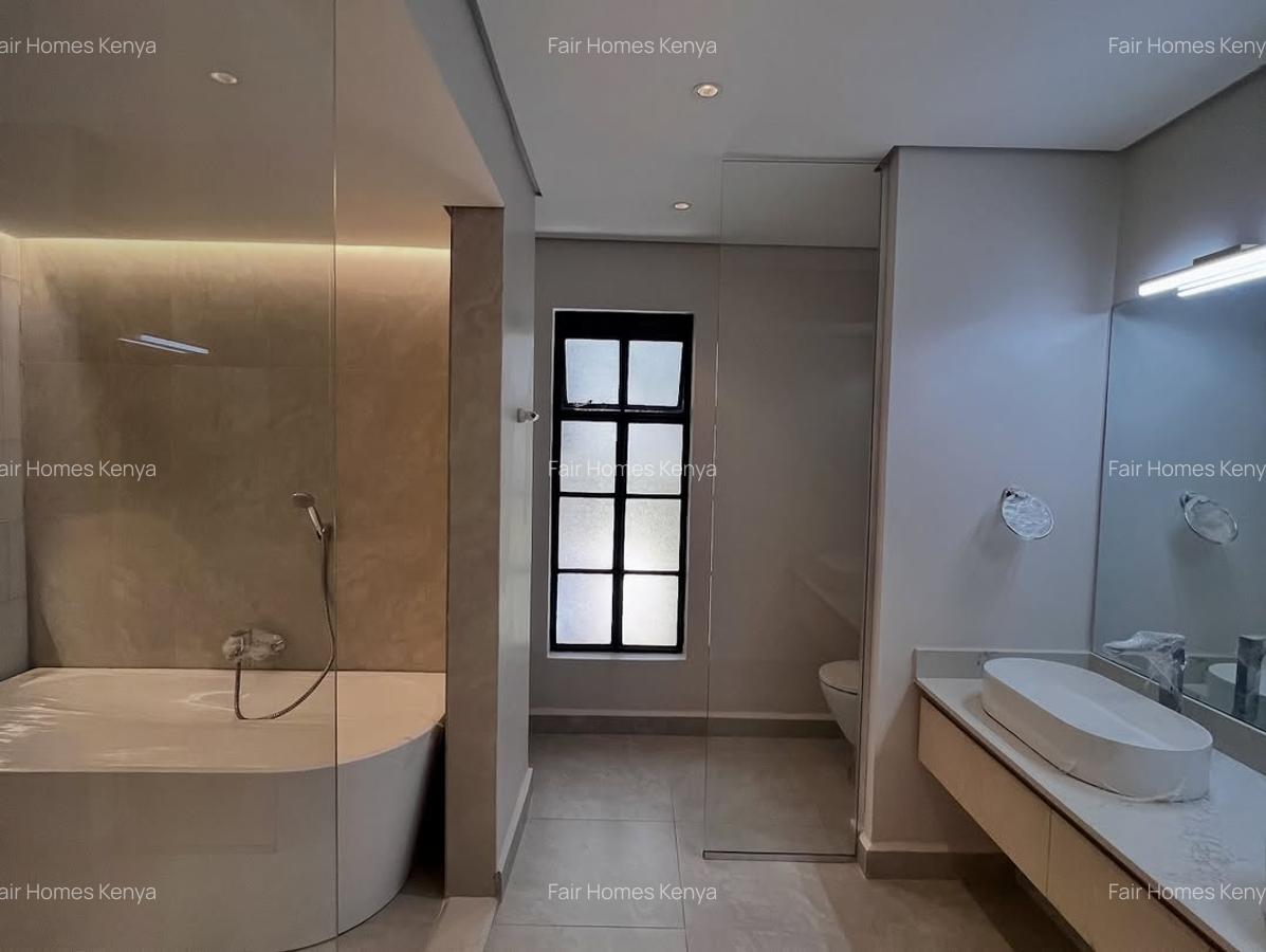 5 Bed Townhouse with En Suite at Convent Drive - 19