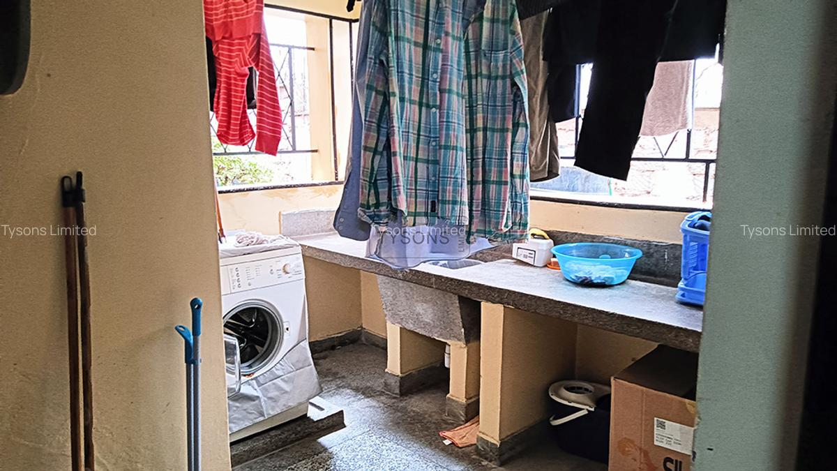 2 Bed Apartment with En Suite in Ngong Road - 8