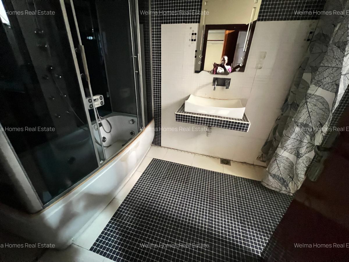 4 Bed Apartment with En Suite in Lavington - 19