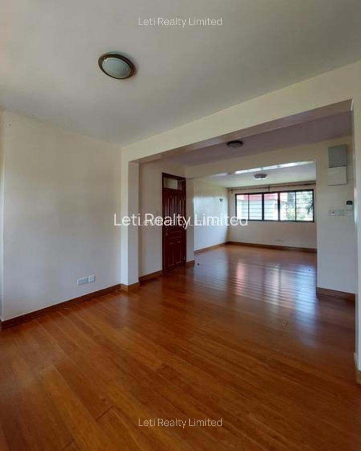5 Bed Townhouse with En Suite in Lavington - 9