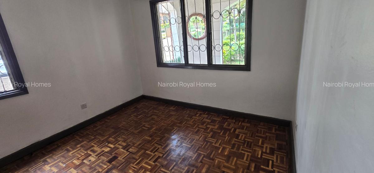 4 Bed Townhouse with En Suite at Off Gitanga Road - 8