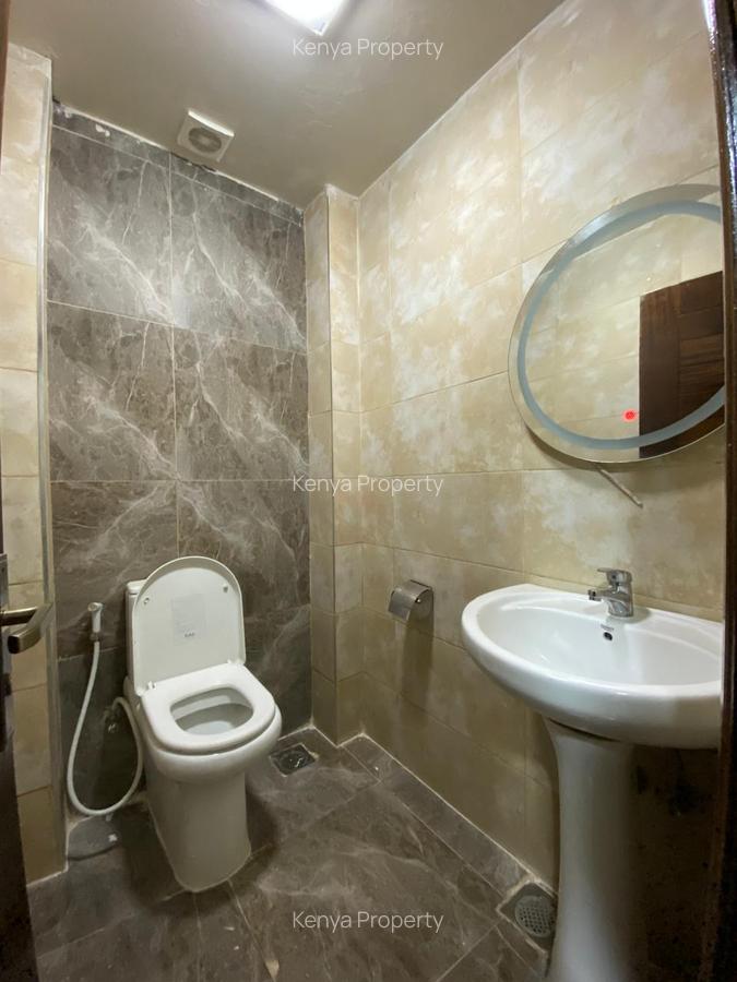 2 Bed Apartment with En Suite in Kilimani - 12
