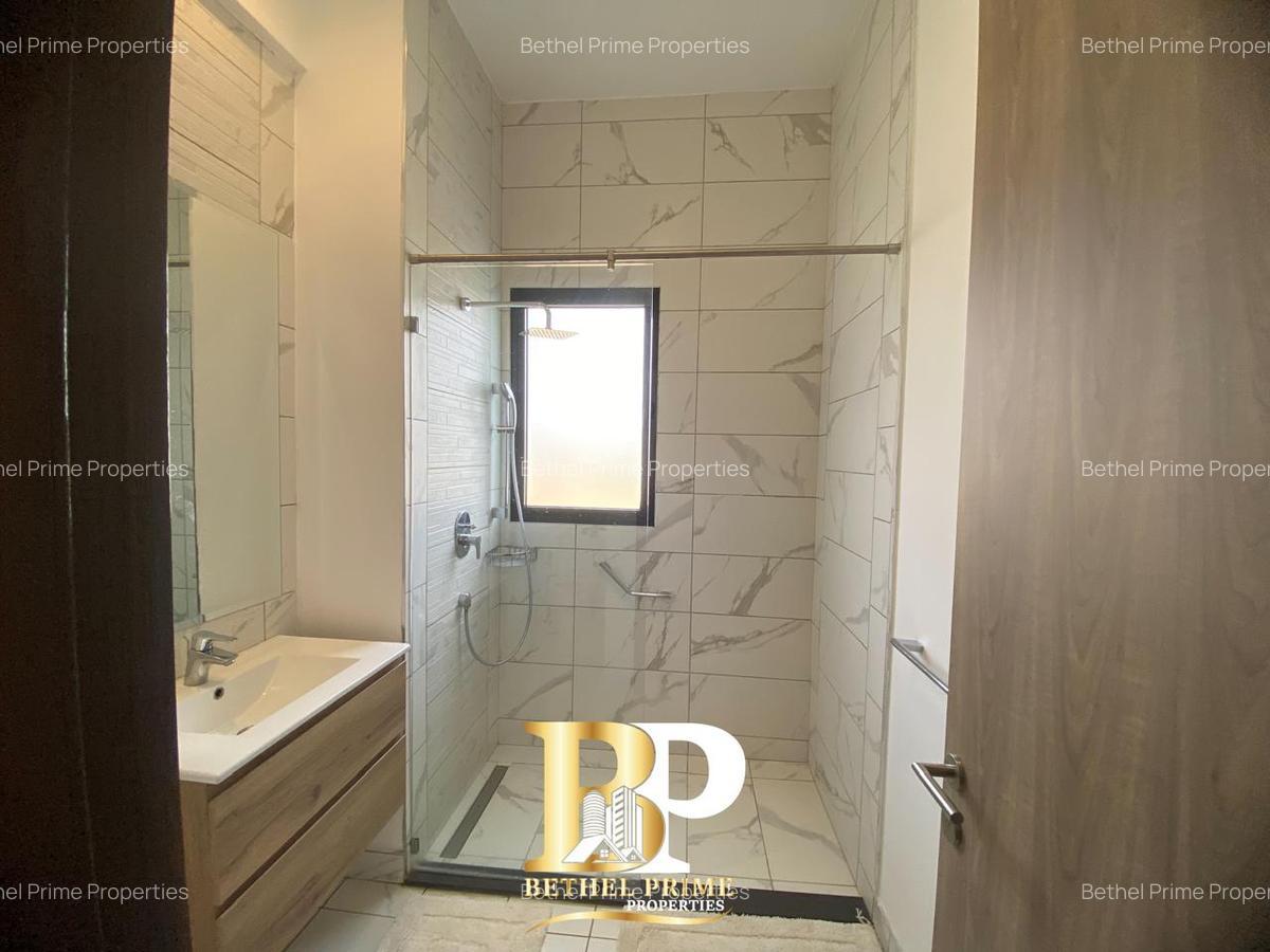 Furnished 3 Bed Apartment with En Suite in Rosslyn - 14