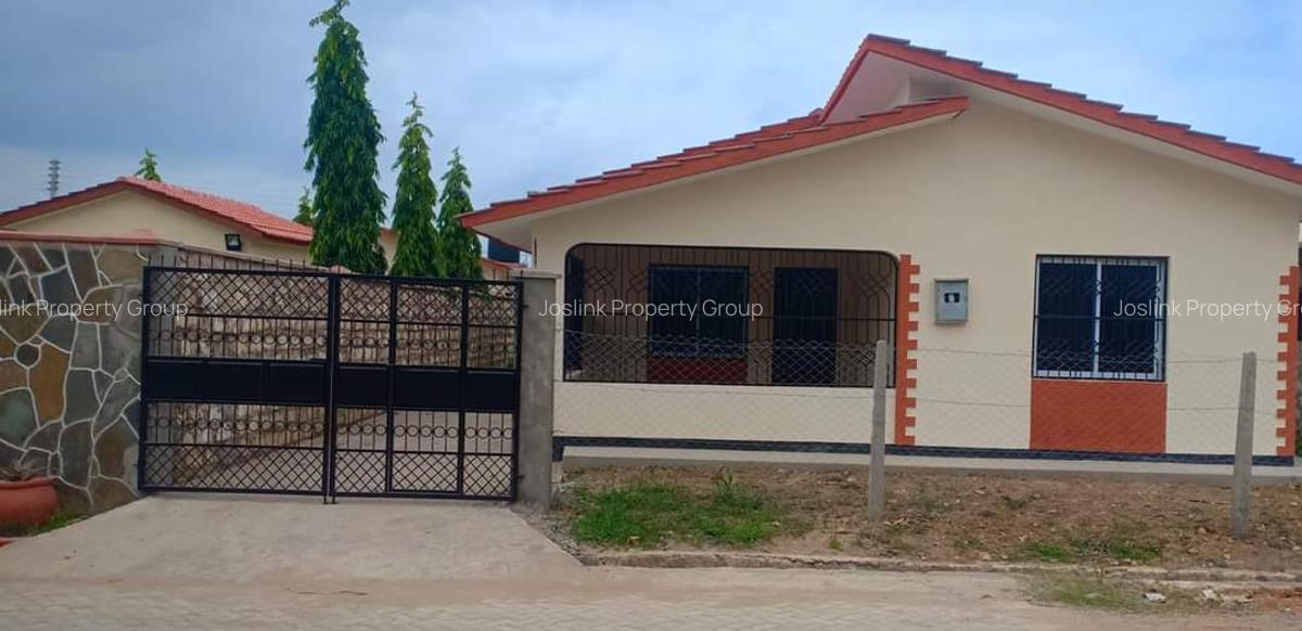 3 Bed Apartment with En Suite in Mtwapa - 5