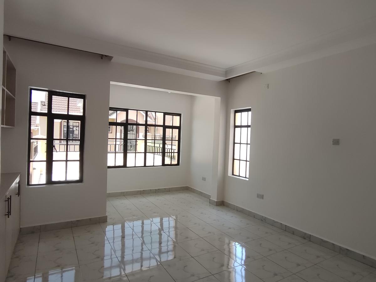 4 Bed Townhouse with En Suite in Ngong - 11