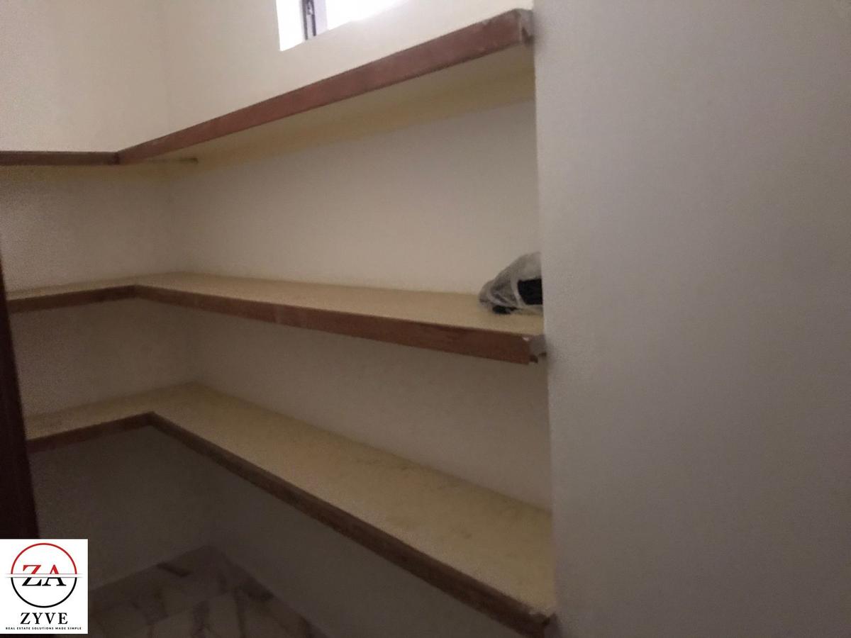 3 Bed Apartment with En Suite at Kilimani - 18