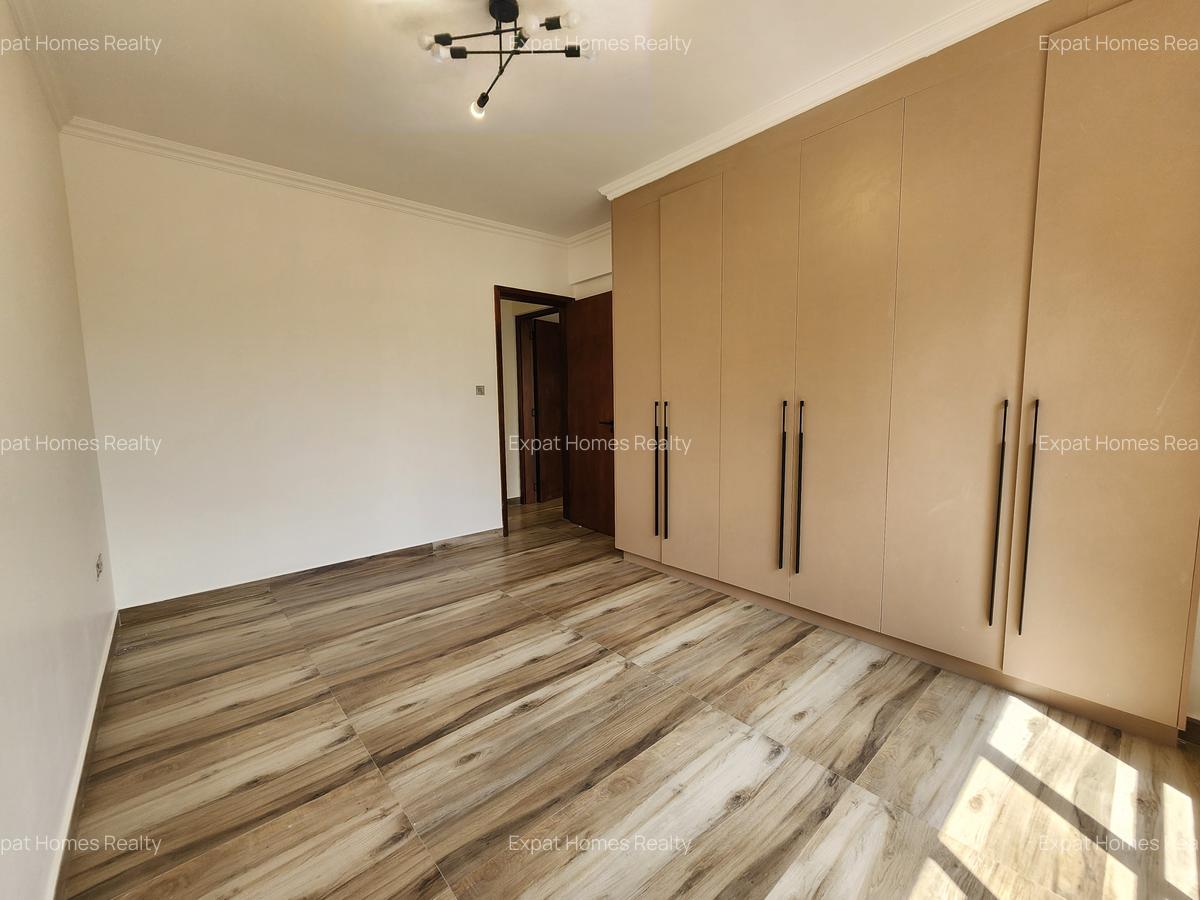 2 Bed Apartment with En Suite in Westlands Area - 4