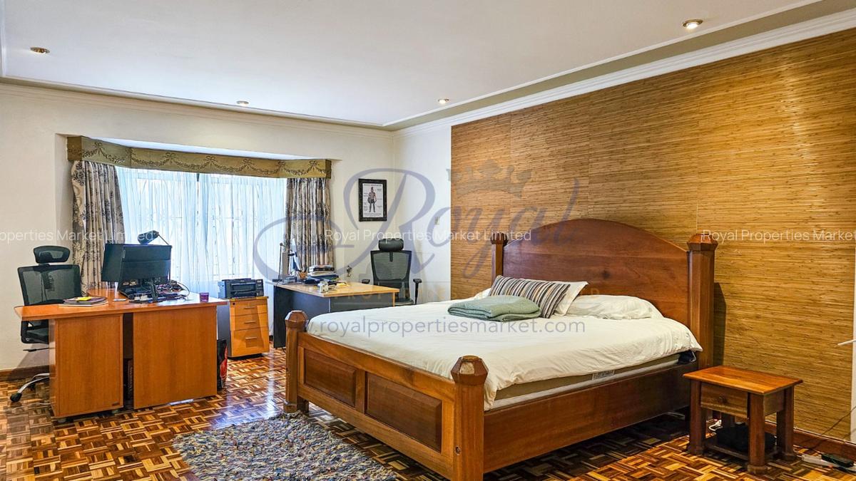 4 Bed Villa with En Suite at Grevillea Groove - 8