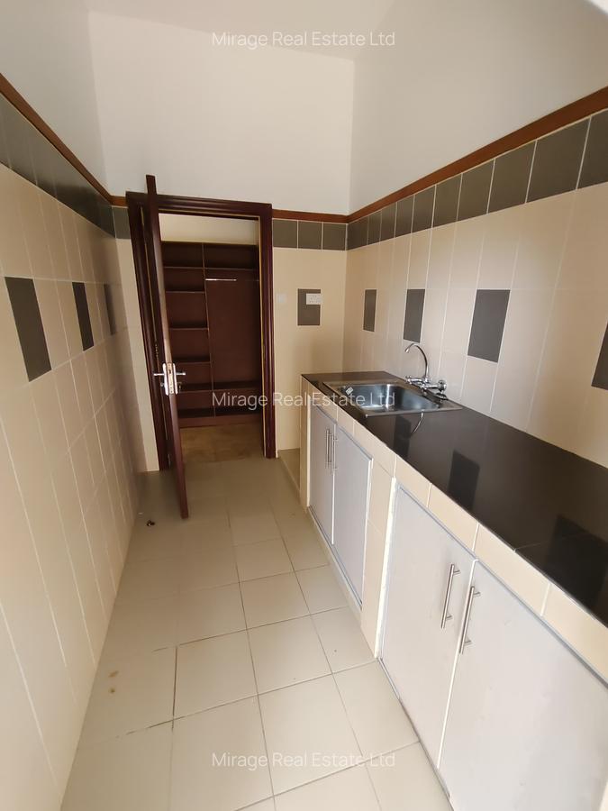 1 Bed Apartment with En Suite in Kilimani - 11