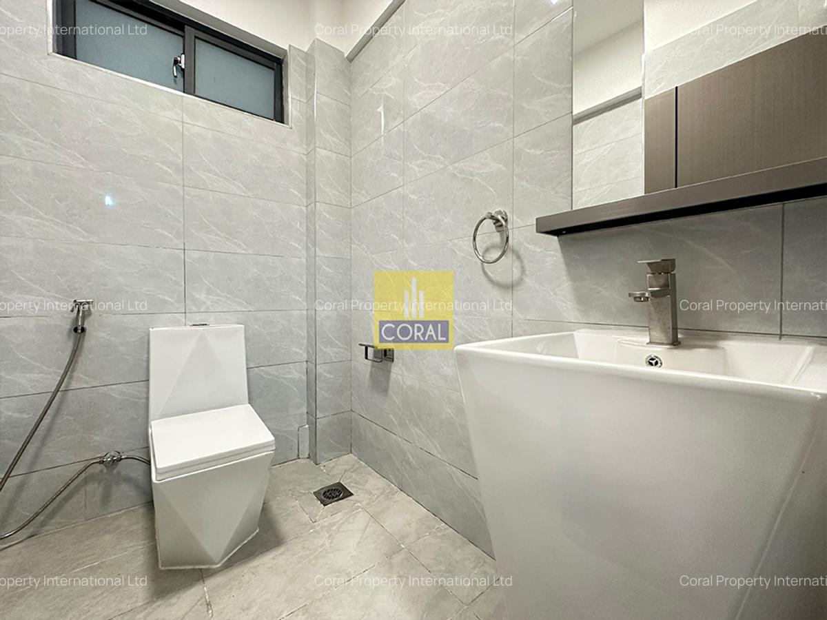 4 Bed Apartment in Kilimani - 7