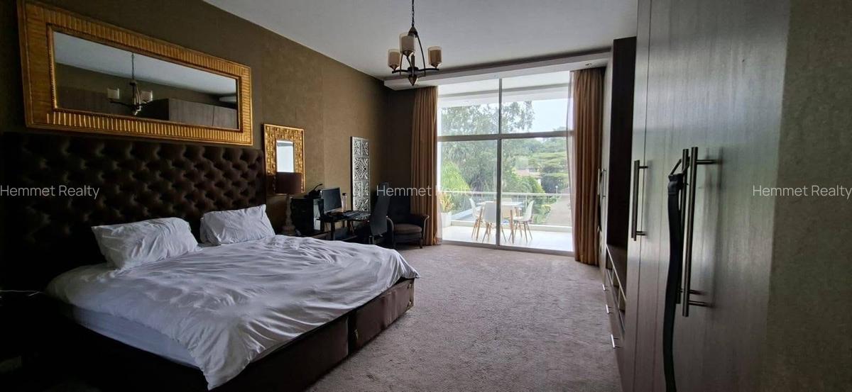 4 Bed Townhouse with En Suite in Spring Valley - 11