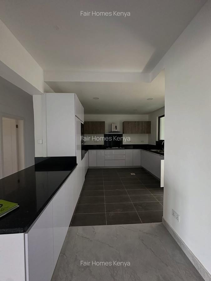 4 Bed Apartment with En Suite at Othaya Road - 3