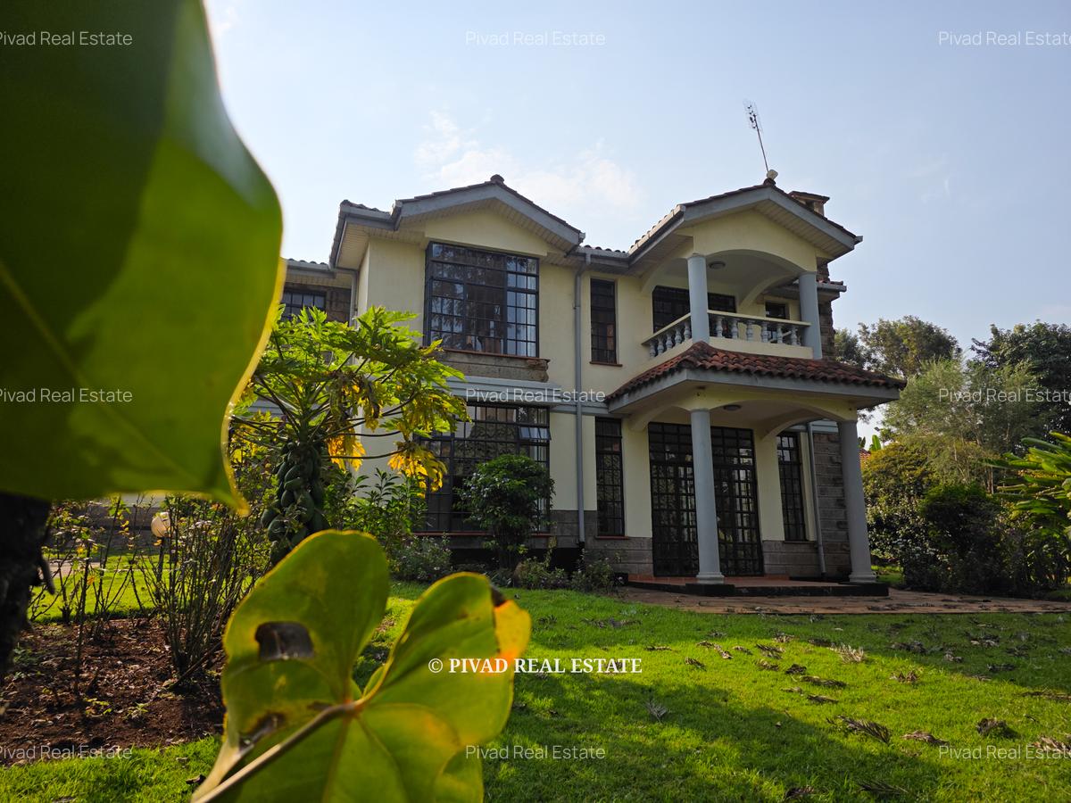 4 Bed House with Swimming Pool in Rosslyn - 14
