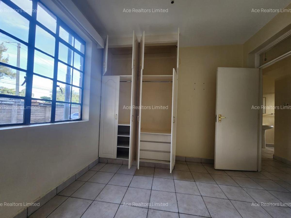 3 Bed Apartment with En Suite at Embakasi - 6