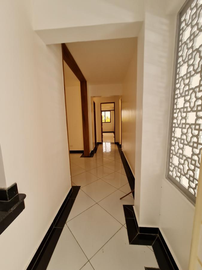 3 Bed Apartment with En Suite in Nyali Area - 3