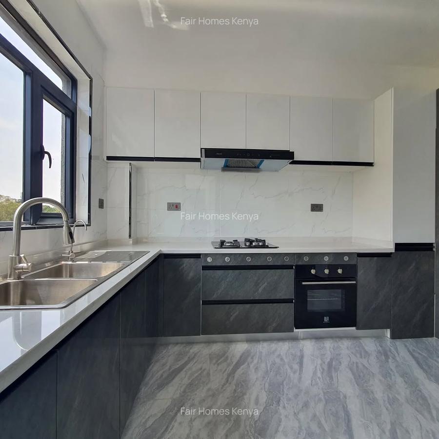 4 Bed Apartment with En Suite at Othaya Road - 4