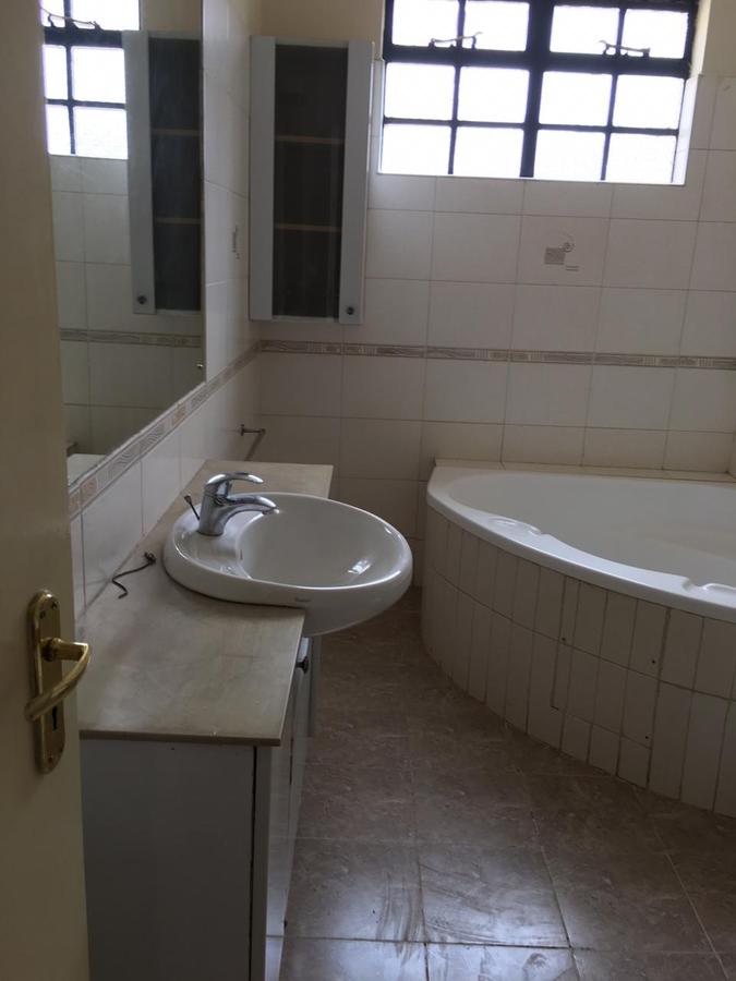 3 Bed Apartment with En Suite in Rhapta Road - 6