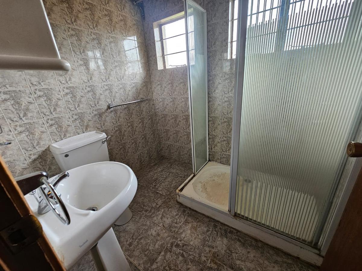 Commercial Property with Service Charge Included in Loresho - 13