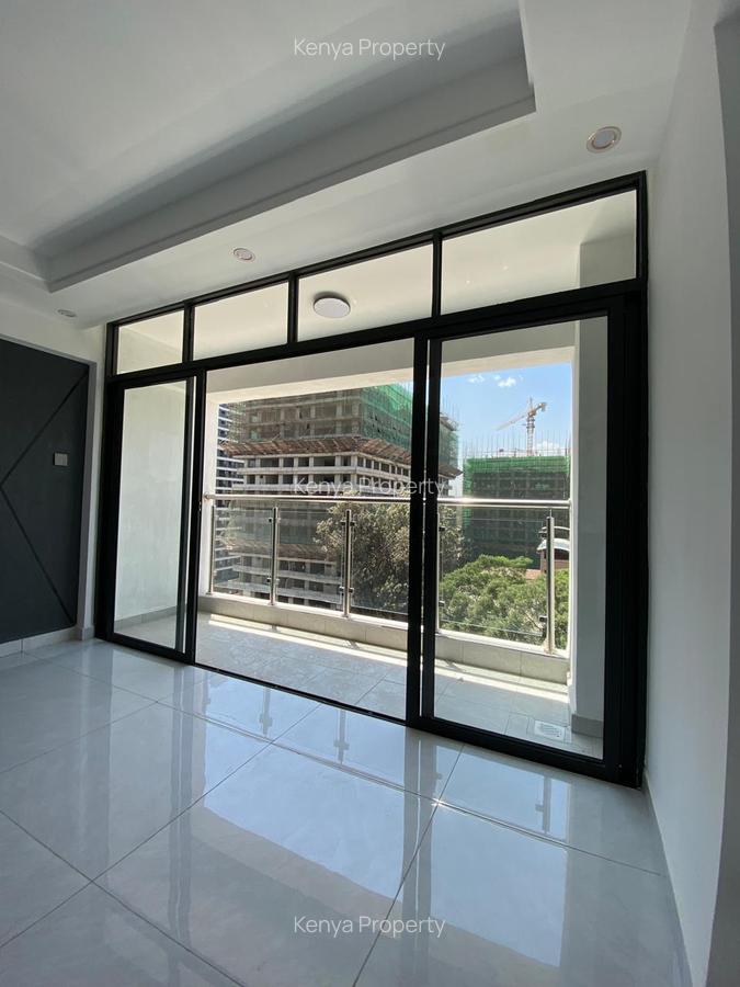 2 Bed Apartment with En Suite at Westlands Road - 12
