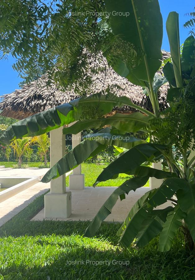 3 Bed Townhouse with En Suite in Nyali Area - 6